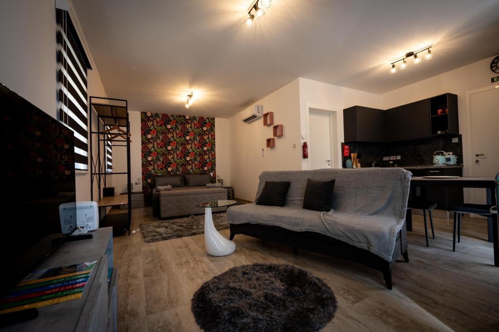 Dar Barbara Duplex 2 Double Bedrooms,2 Sofa Beds Large House With Terrace Roof Views Of Valletta Cospicua 外观 照片